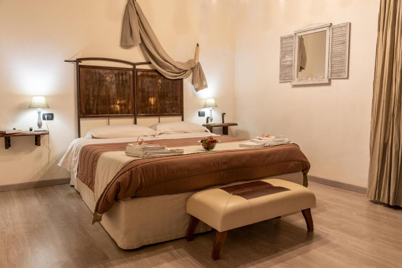 カステル・リタルディ Torre Della Botonta Bed & Breakfast エクステリア 写真
