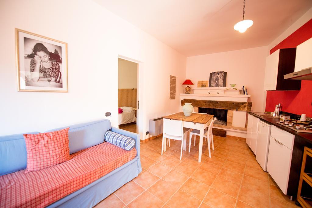 カステル・リタルディ Torre Della Botonta Bed & Breakfast 部屋 写真