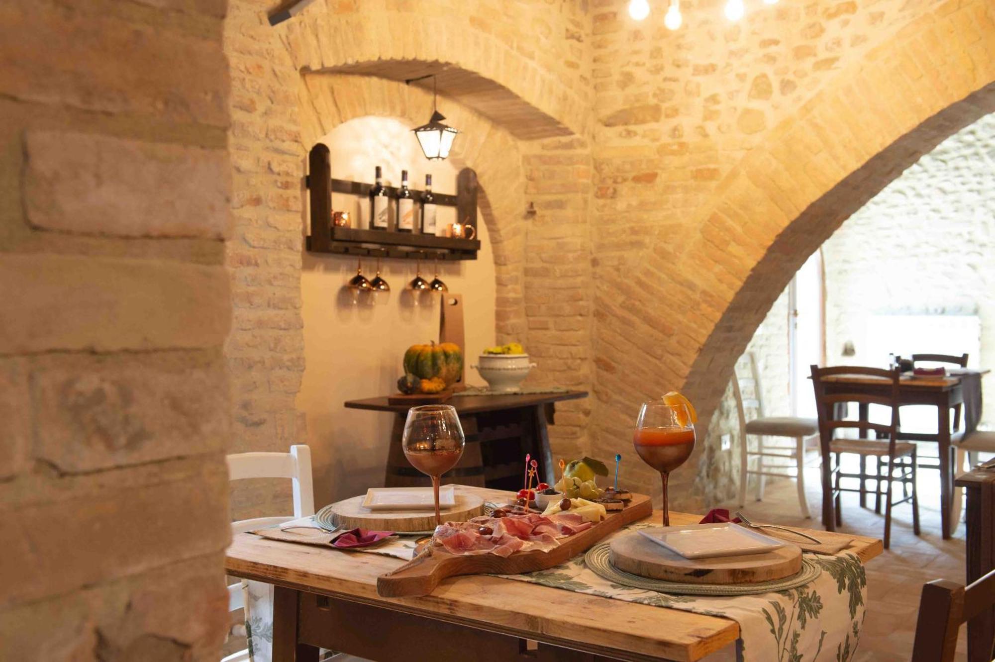 カステル・リタルディ Torre Della Botonta Bed & Breakfast エクステリア 写真