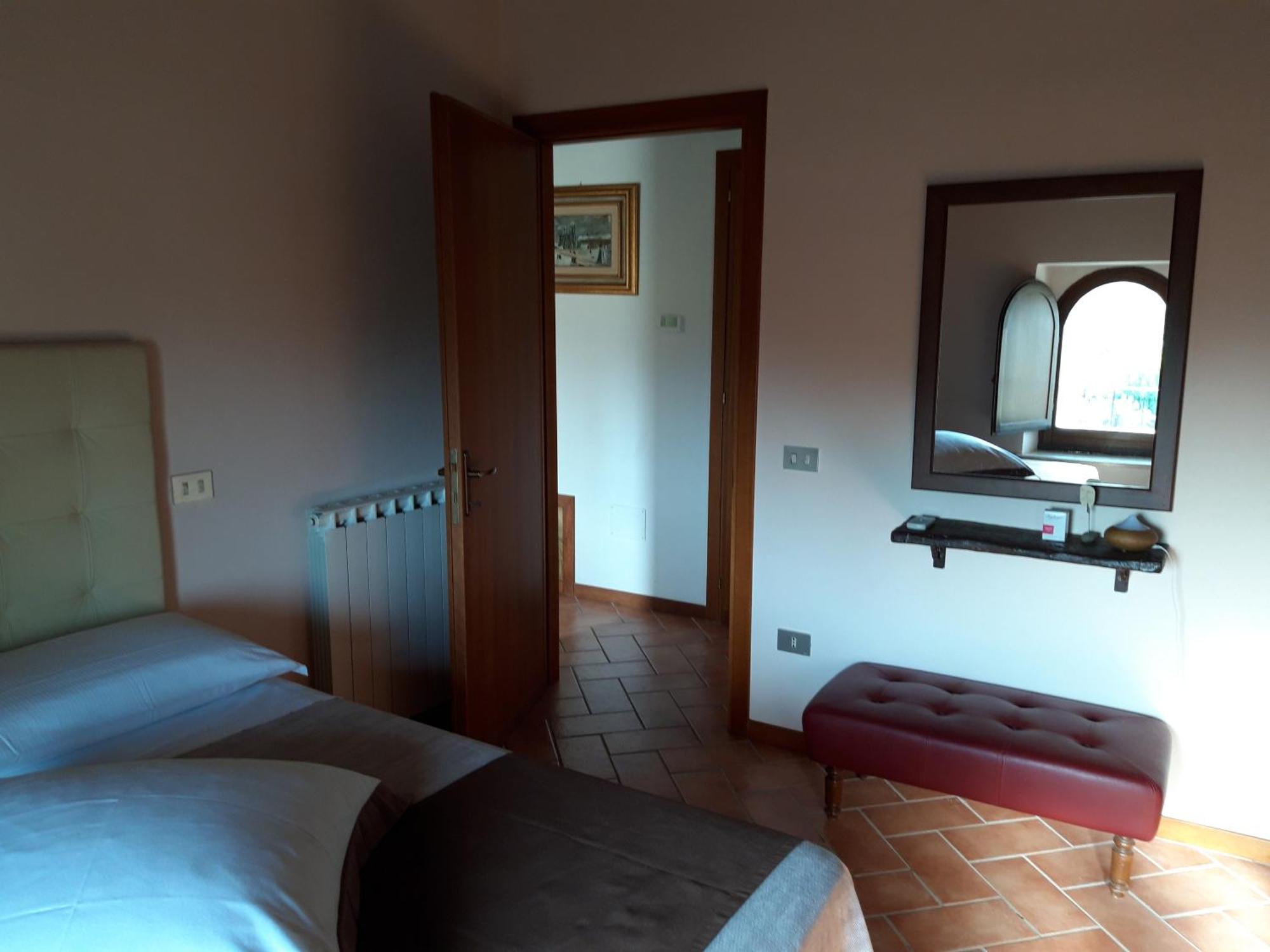 カステル・リタルディ Torre Della Botonta Bed & Breakfast 部屋 写真