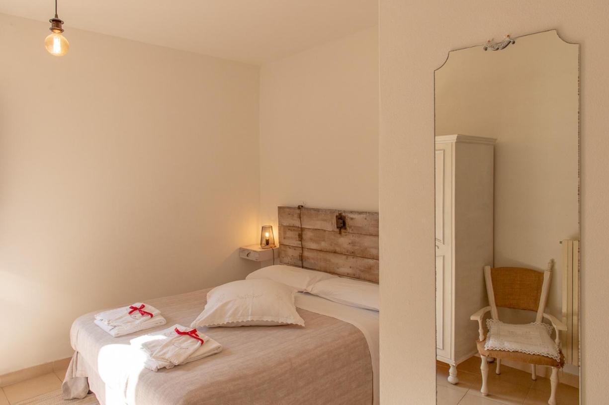 カステル・リタルディ Torre Della Botonta Bed & Breakfast エクステリア 写真