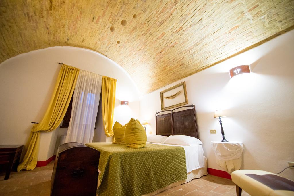 カステル・リタルディ Torre Della Botonta Bed & Breakfast 部屋 写真