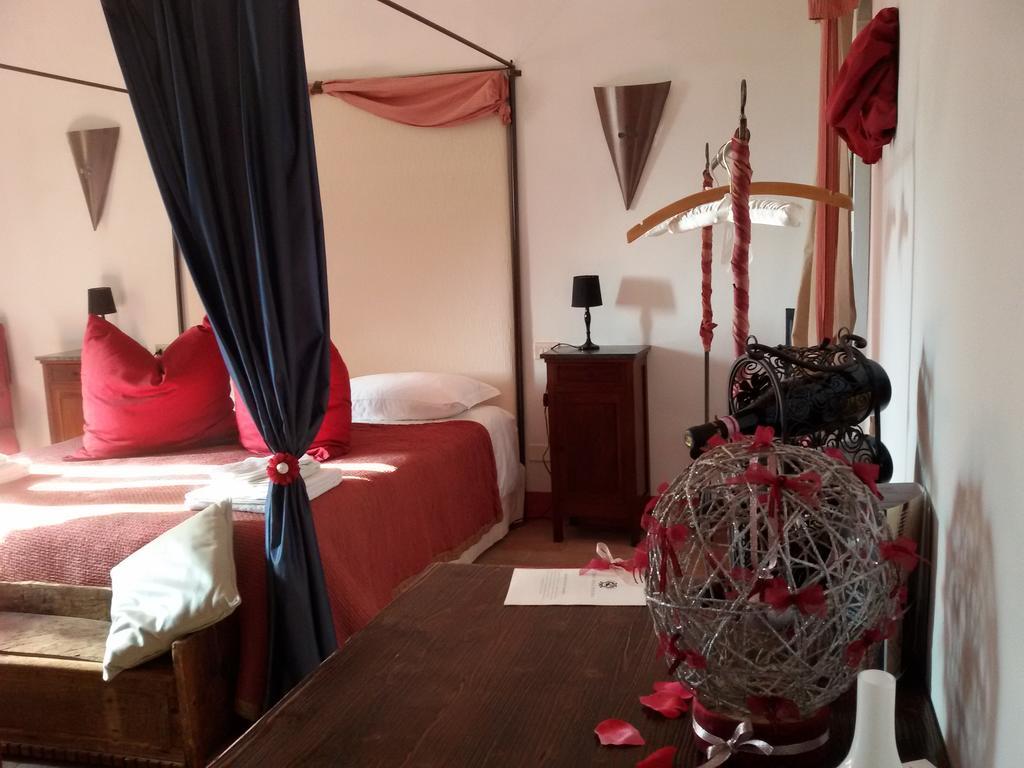 カステル・リタルディ Torre Della Botonta Bed & Breakfast 部屋 写真
