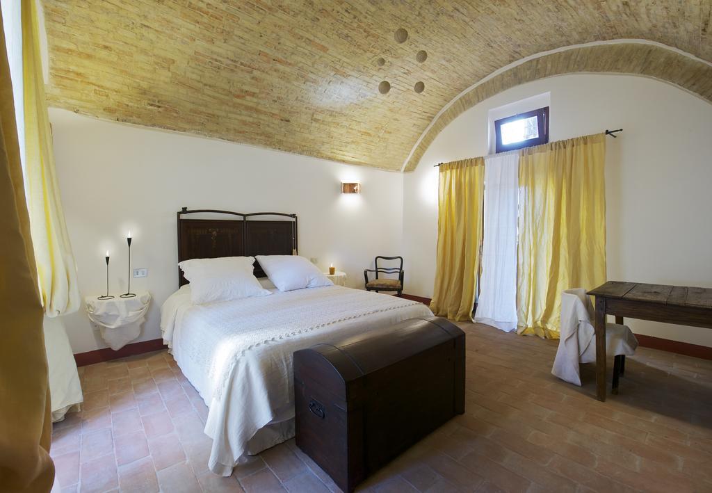 カステル・リタルディ Torre Della Botonta Bed & Breakfast 部屋 写真